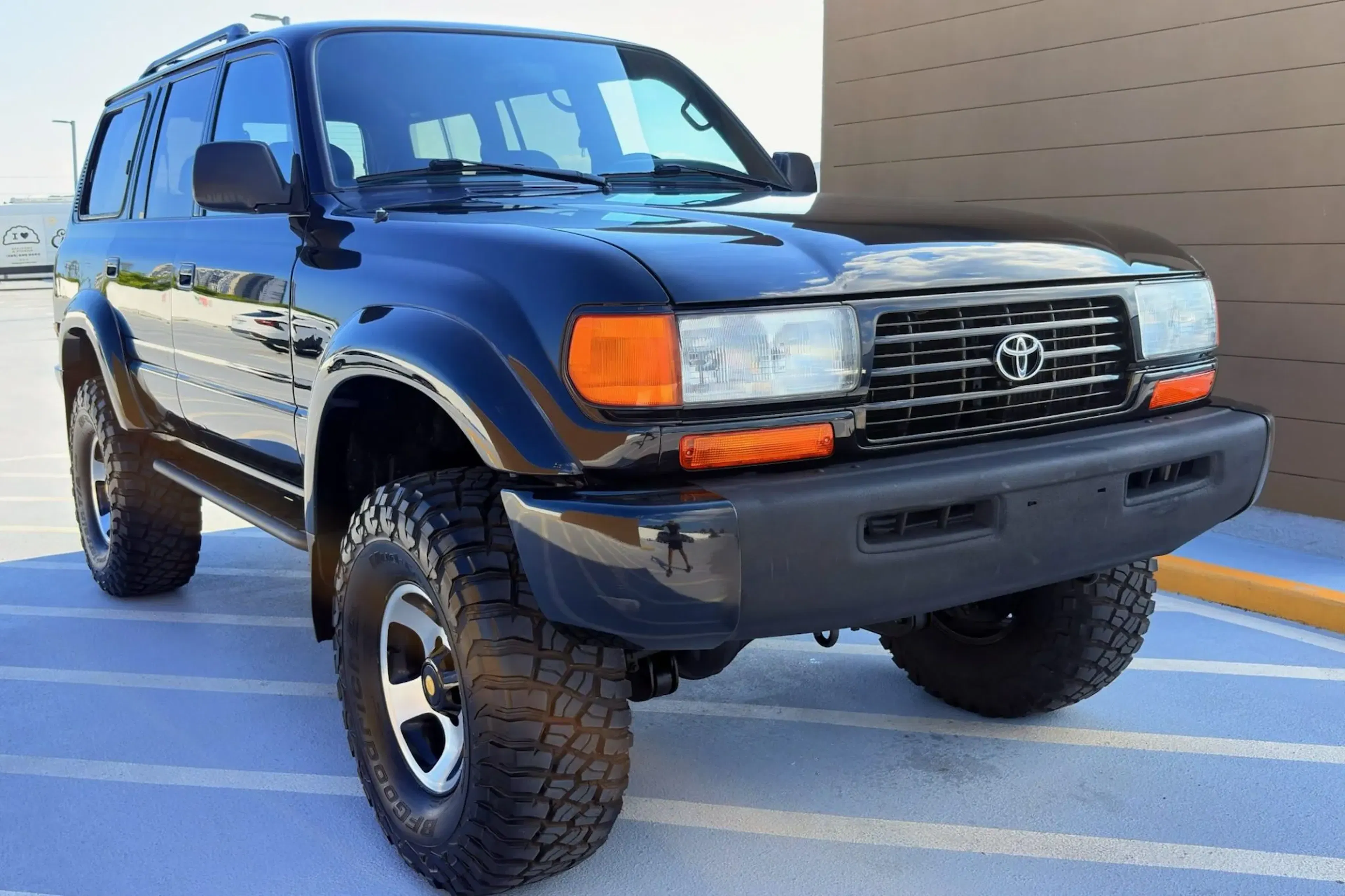 1996 Toyota Land Cruiser VIN JT3HJ85J5T0114973 | Hagerty Valuation